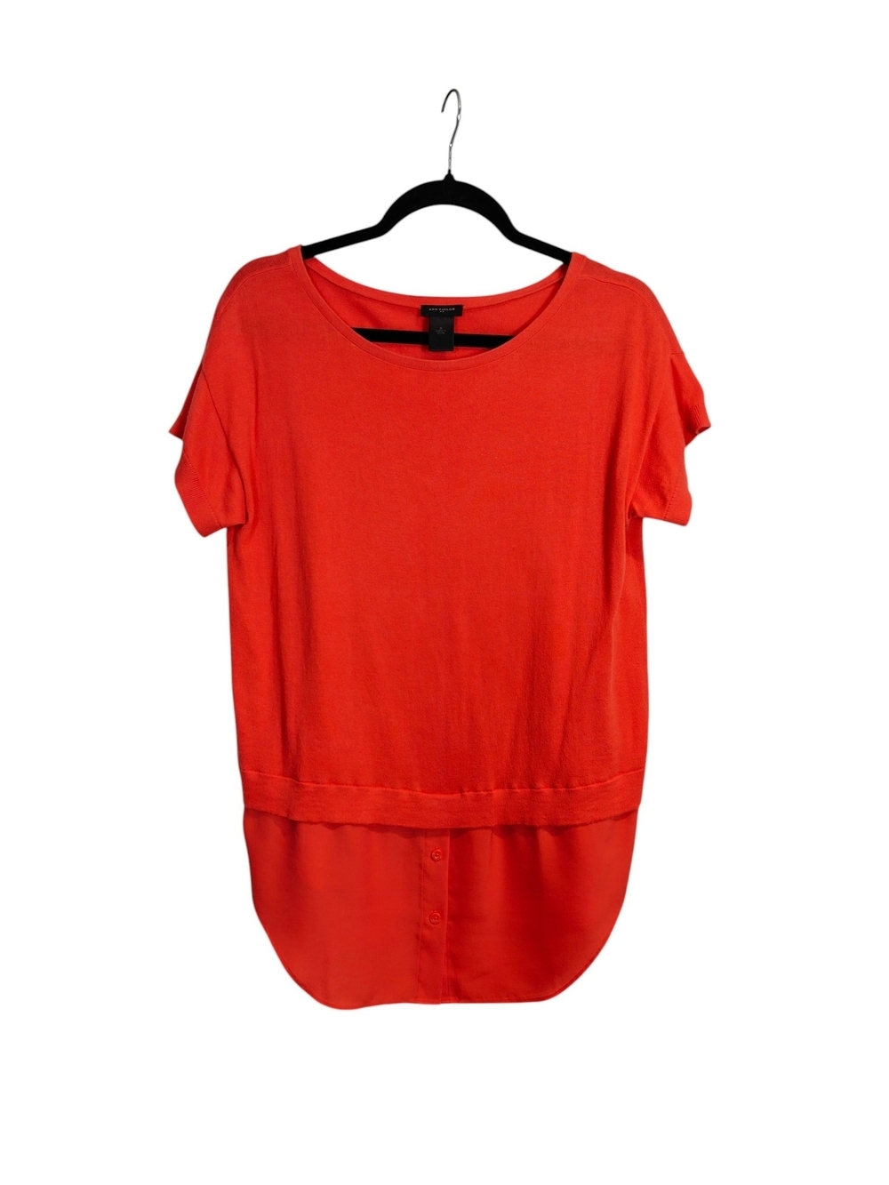 ANN TAYLOR Faux Layered Button Up Top in Orange/ Coral Size Small